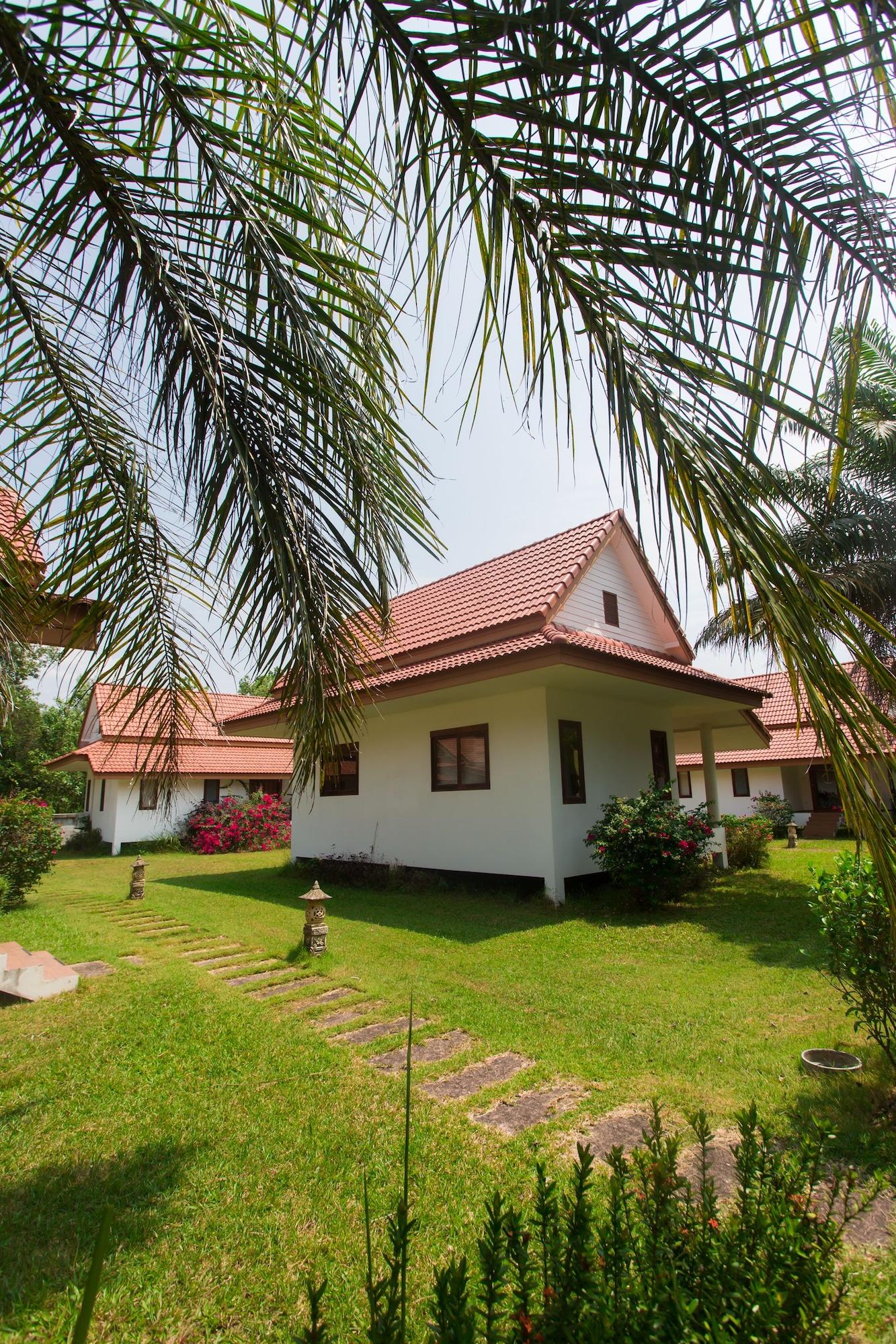 Armonia Village Resort And Spa Chumphon Luaran gambar