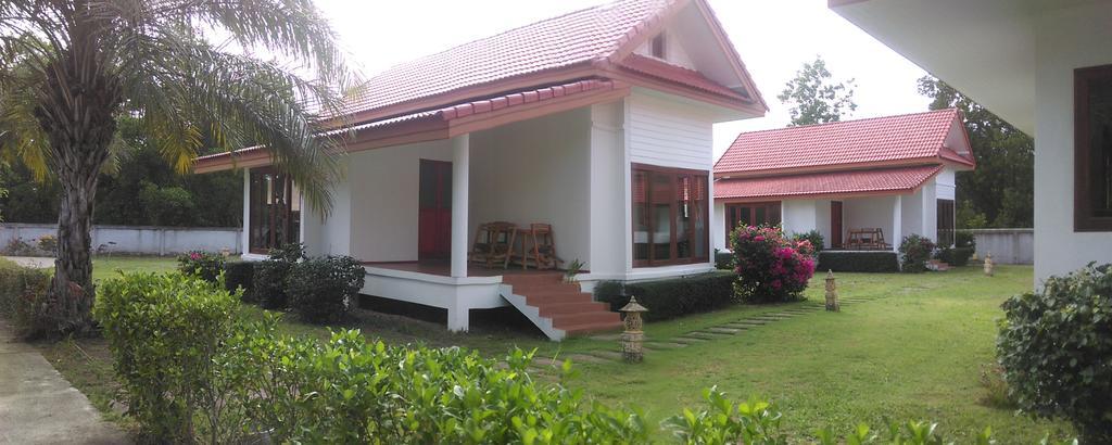 Armonia Village Resort And Spa Chumphon Luaran gambar