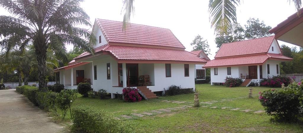 Armonia Village Resort And Spa Chumphon Luaran gambar