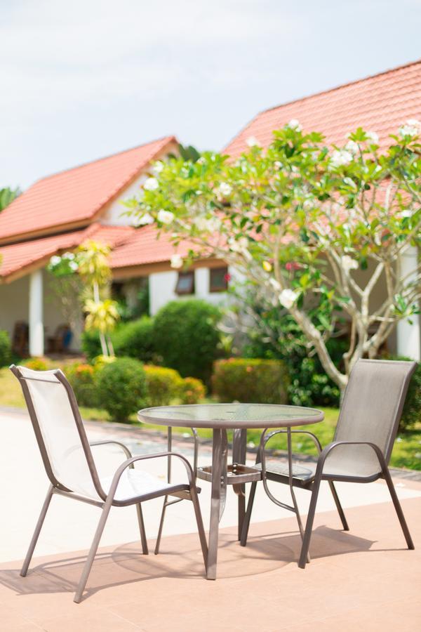 Armonia Village Resort And Spa Chumphon Luaran gambar