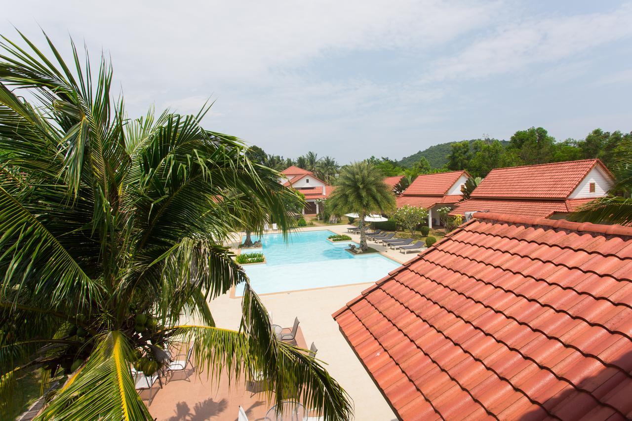 Armonia Village Resort And Spa Chumphon Luaran gambar